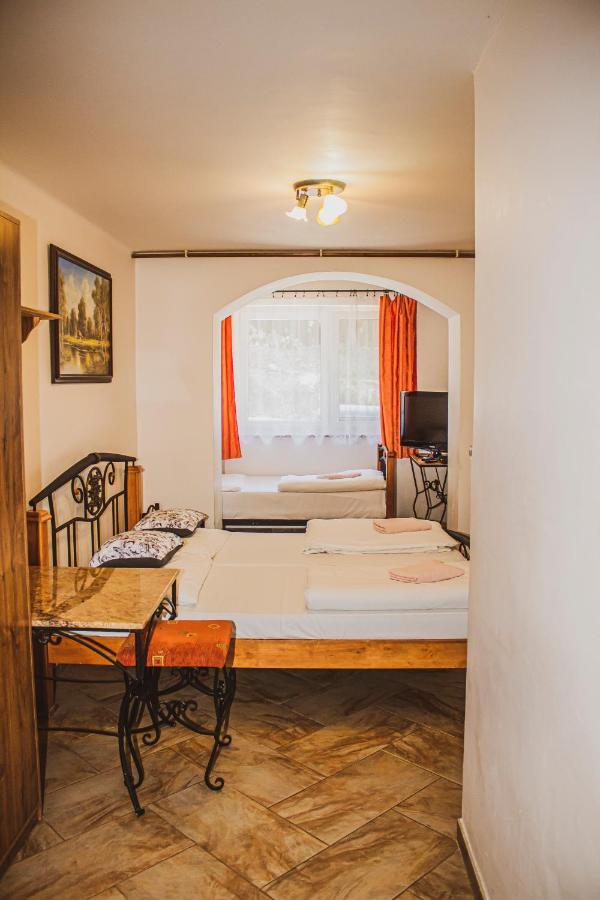 Chata Korenný vrch Pezinská Baba Pezinok Exterior foto