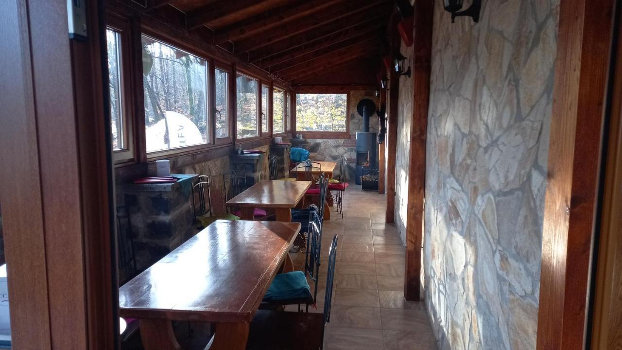 Chata Korenný vrch Pezinská Baba Pezinok Exterior foto