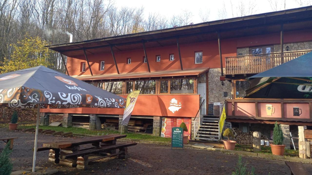 Chata Korenný vrch Pezinská Baba Pezinok Exterior foto