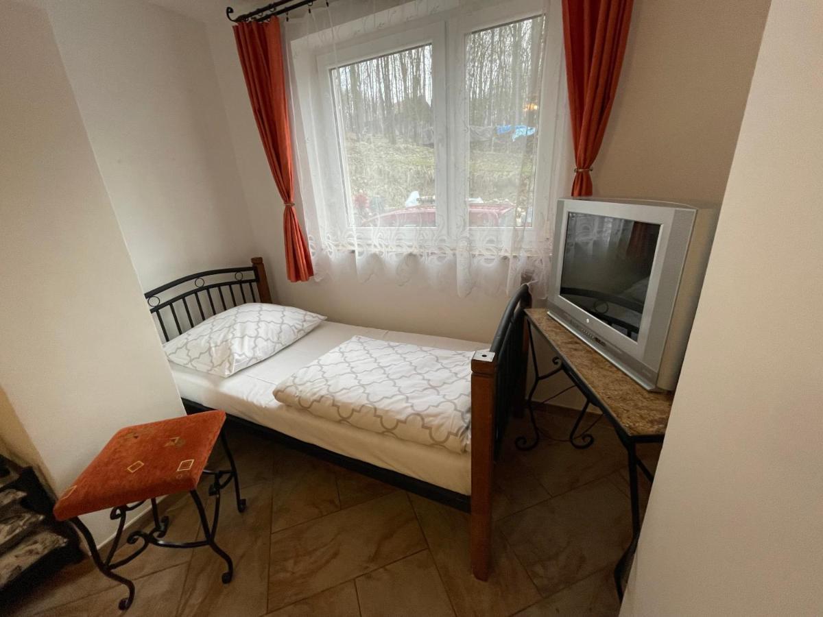 Chata Korenný vrch Pezinská Baba Pezinok Exterior foto