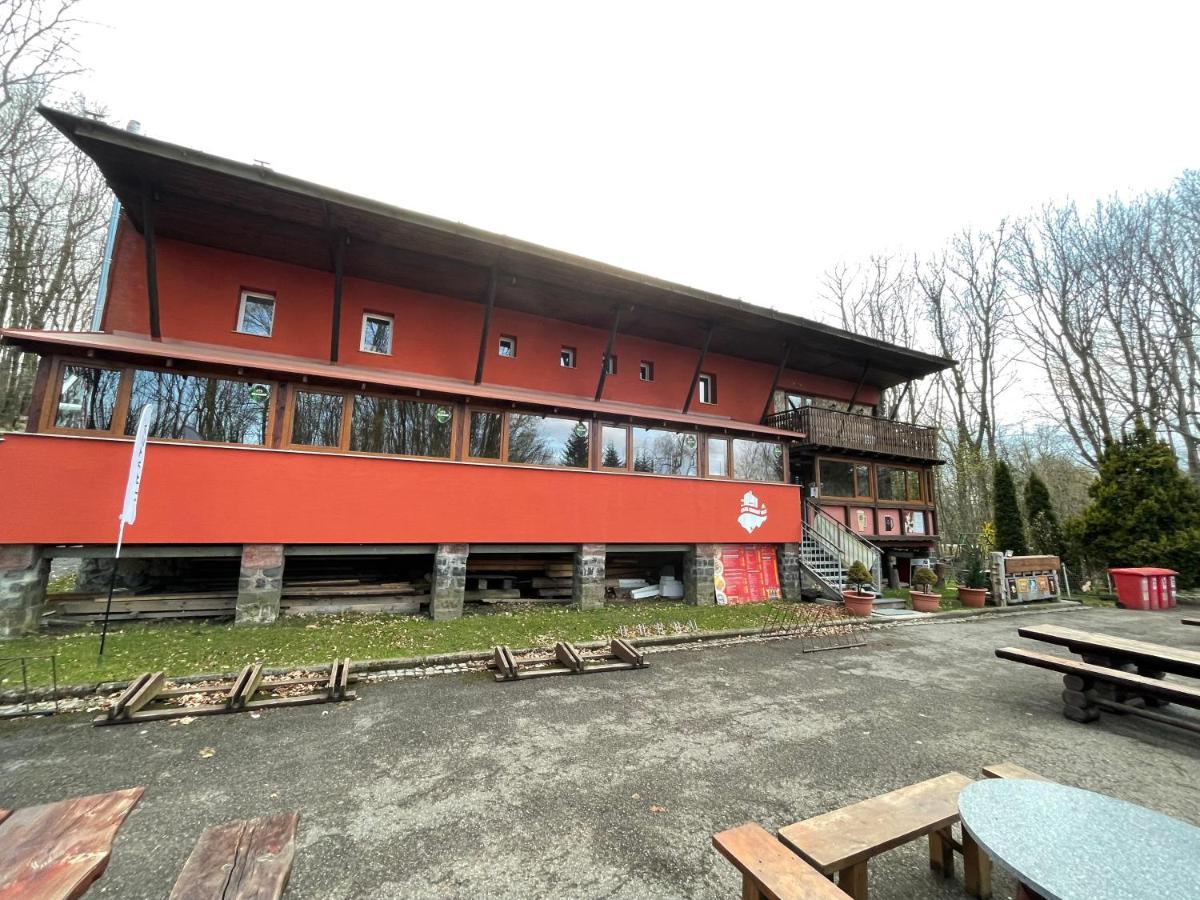 Chata Korenný vrch Pezinská Baba Pezinok Exterior foto