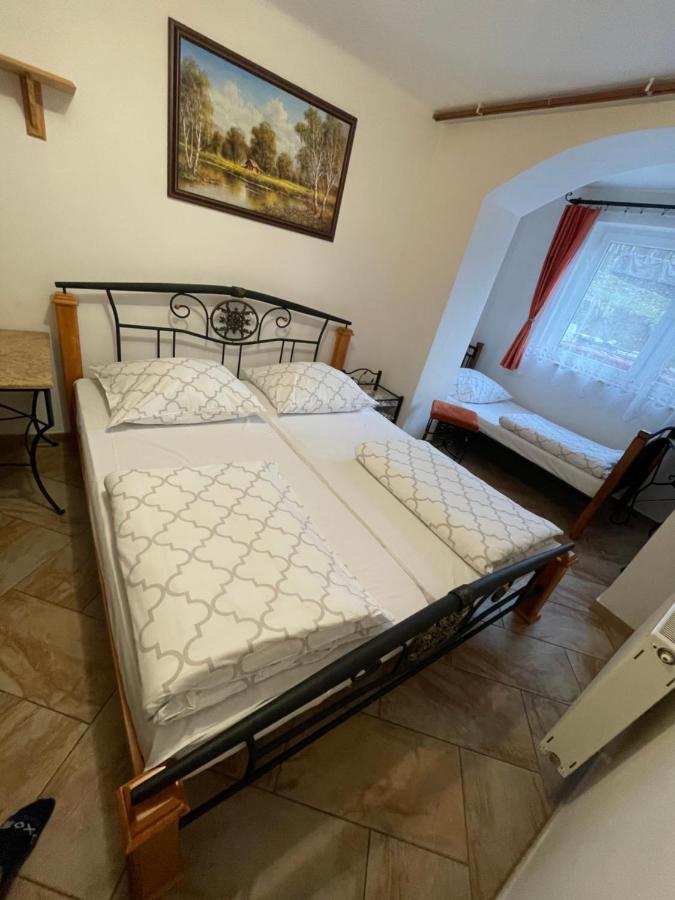 Chata Korenný vrch Pezinská Baba Pezinok Exterior foto